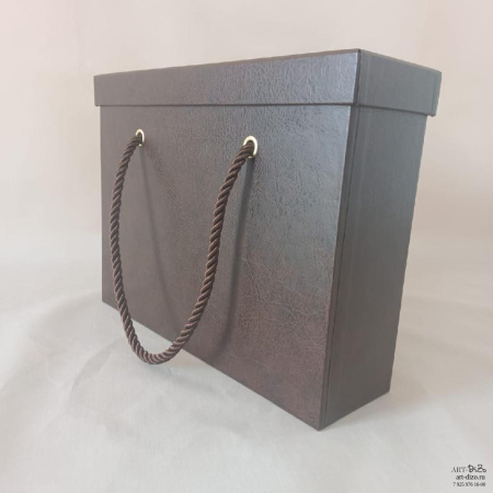  Фотография портфель в дизайнерской бумаге под кожу